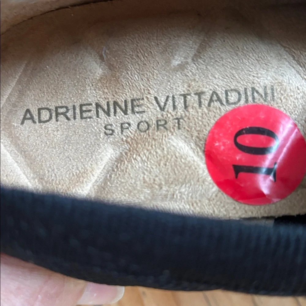 Adrienne Vittadini Niko slip-on sneakers black fabric woven espadrille Size 10